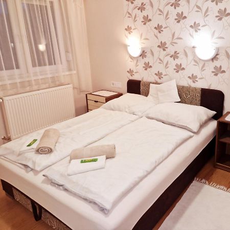 Beri Apartman Siófok Buitenkant foto