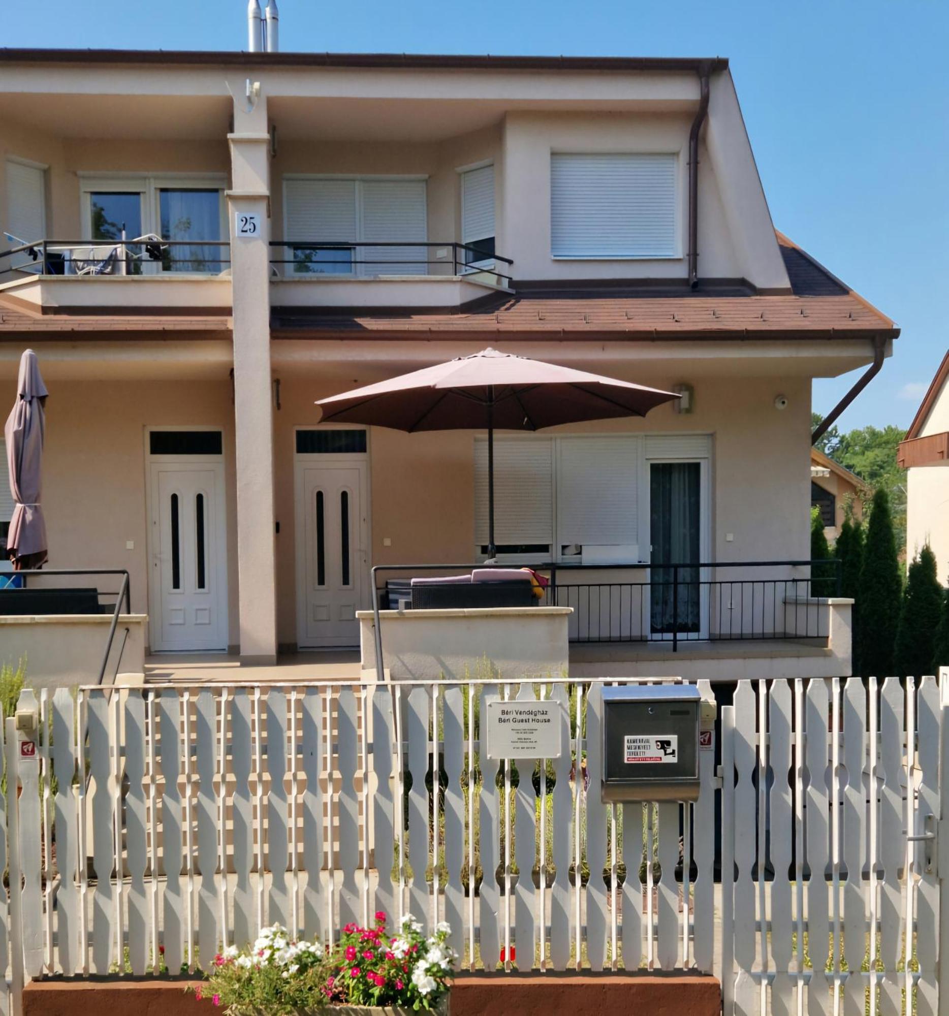 Beri Apartman Siófok Buitenkant foto