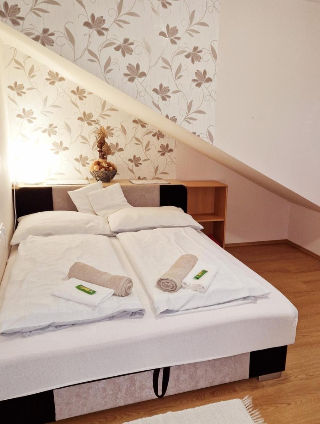 Beri Apartman Siófok Buitenkant foto
